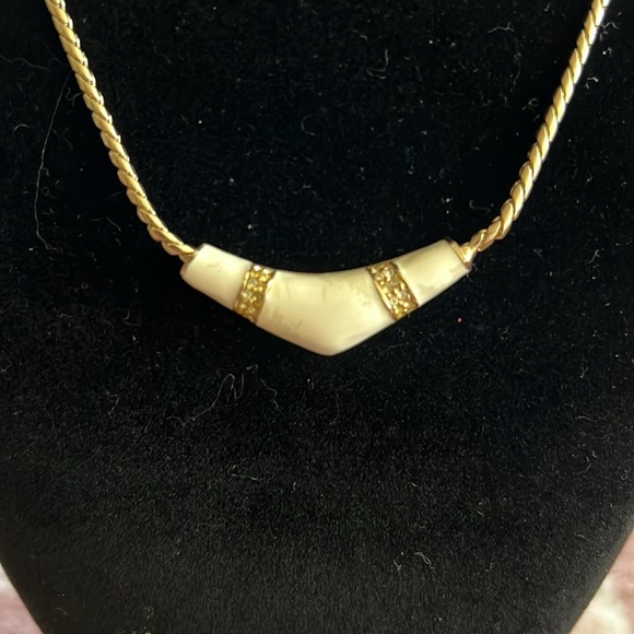 Vintage Gold Rope Chain Necklace with Ivory Enamel & Rhinestone Accents - Picture 2 of 4